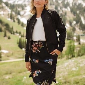 Albion THE AWAY SKIRT ROSE BLACK Women's Small Pockets Above Knee